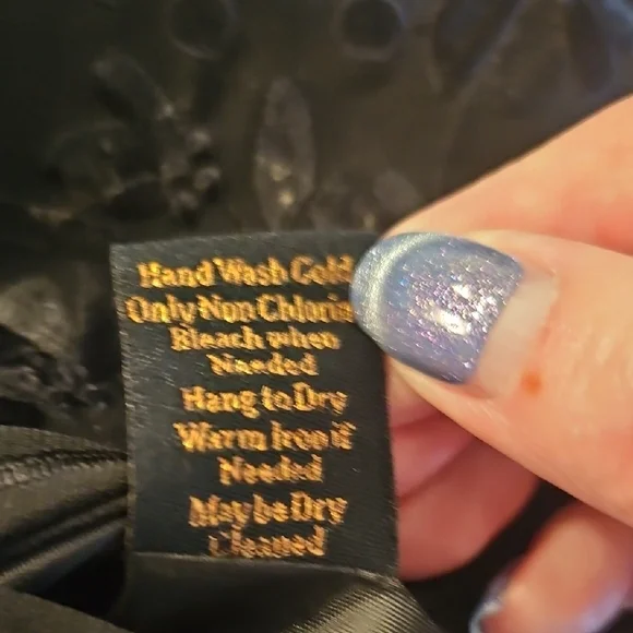 Soft Surroundings Monochrome Embroidered Black Blazer Tailored Fit - Picture 10 of 10